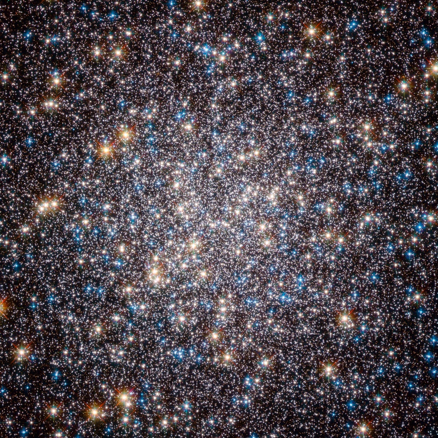Heart of Messier 13 in Hercules